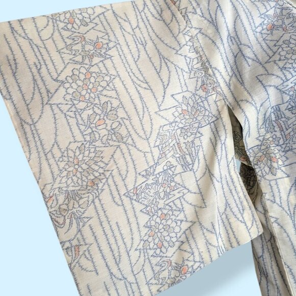 Vintage White & Blue Kimono - Picture 8 of 11